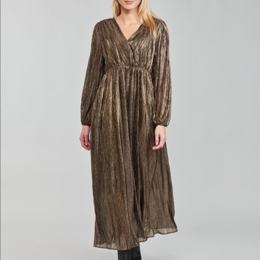 ⚫️ ANTHROPOLOGIE | See U Soon​